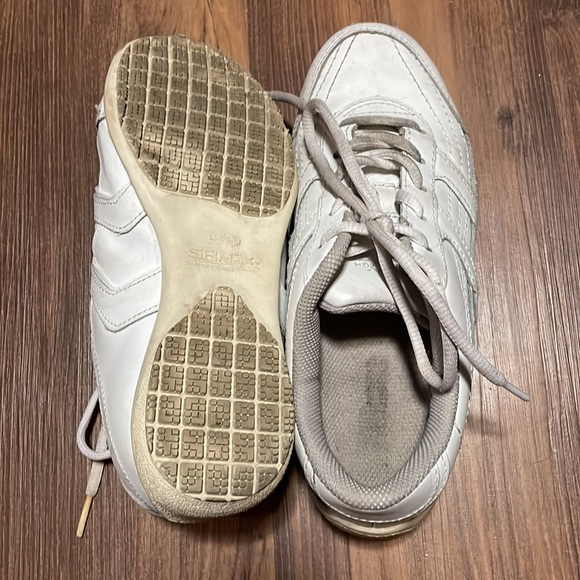 White leather work shoes - slip resistant - Picture 4 of 5